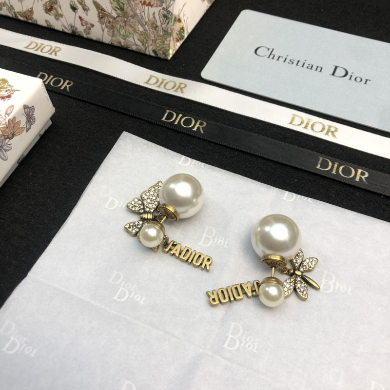 chr1st1an D10r earrings
